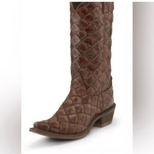 Nacona “Bessie” Fish Print Snip Toe Boot 6.5